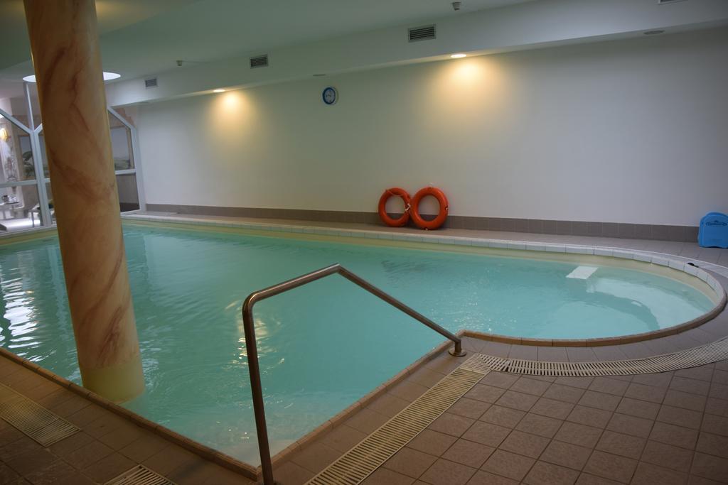 באסלגה די פינה Hotel Olimpic מראה חיצוני תמונה
