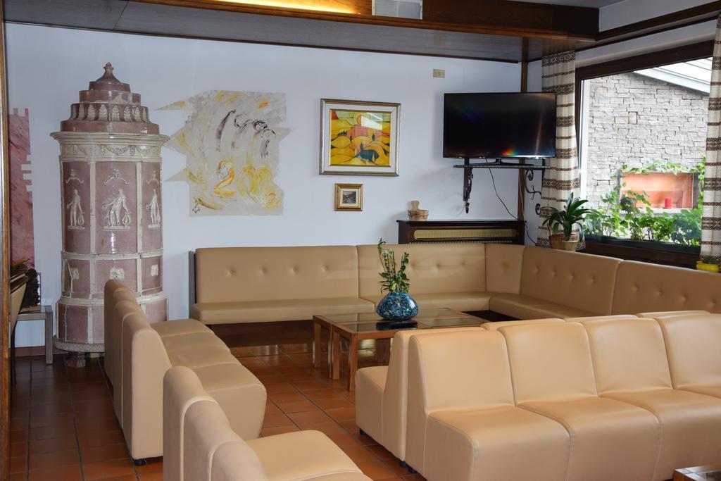 באסלגה די פינה Hotel Olimpic מראה חיצוני תמונה